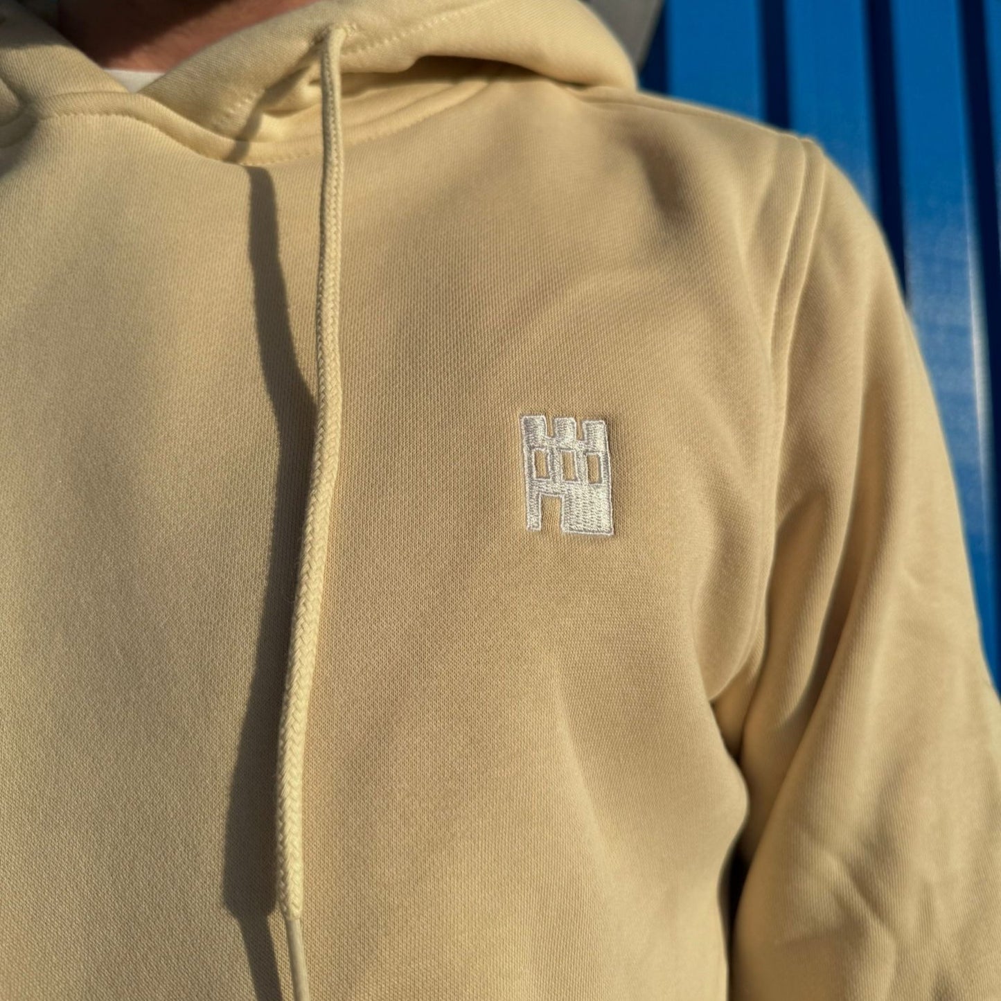 Castle Range Hoodie - Sand/White