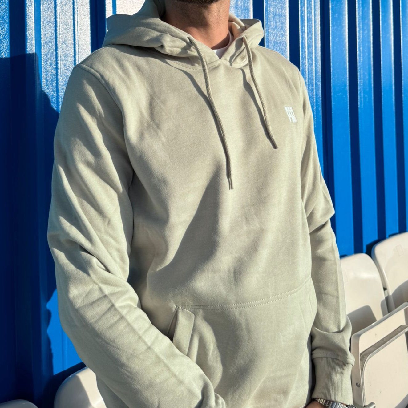 Castle Range Hoodie - Grey/White