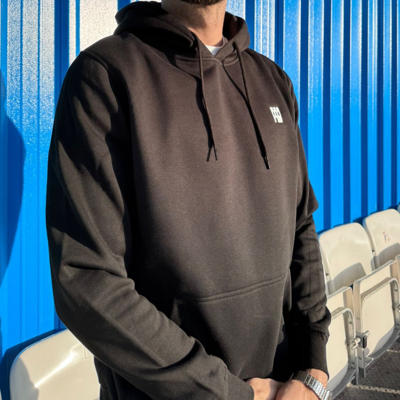 Castle Range Hoodie - Black/White