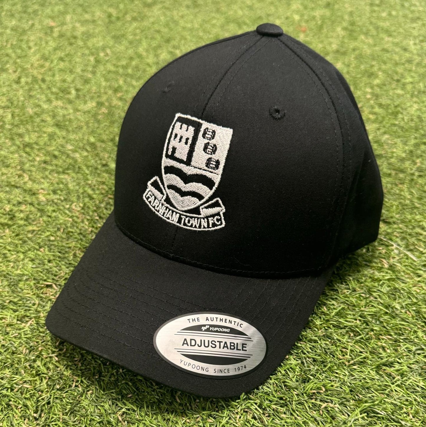 Official Farnham Town Snapback - Black